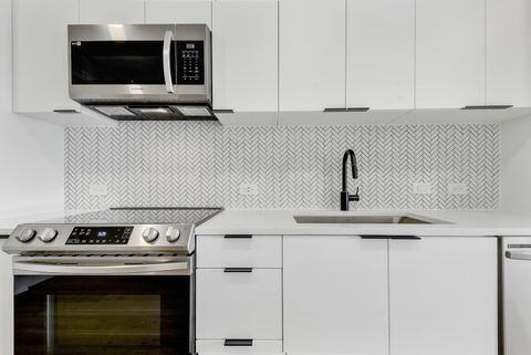 Tiny photo for 2500 Longview ST #513, Austin, TX 78705 (MLS # 4957871)