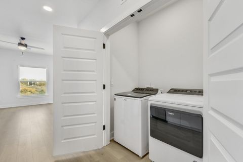 Tiny photo for 2500 Longview ST #513, Austin, TX 78705 (MLS # 4957871)