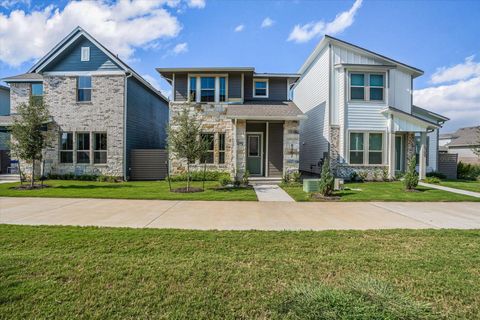 Photo of 8302 Springsteen DR, Austin, TX 78744 (MLS # 9044282)