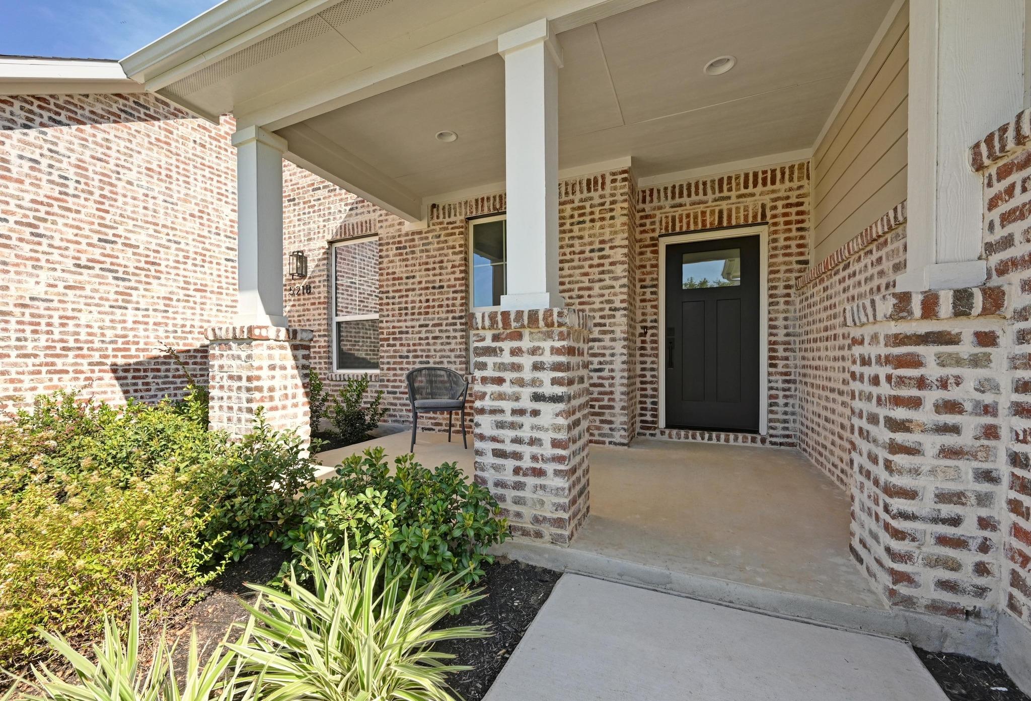 521 Burlington DR B