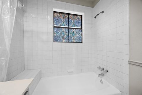 Tiny photo for 19040 Venture DR, Point Venture, TX 78645 (MLS # 6848964)