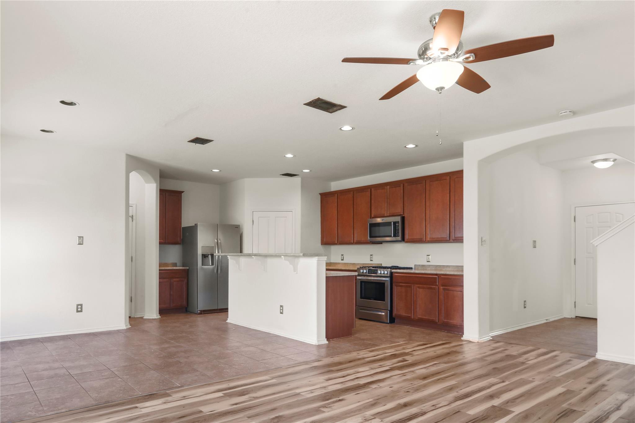 232 Wells BND