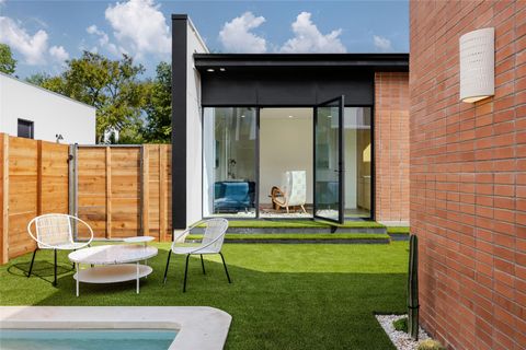 Tiny photo for 2112 Lawnmont Ave, Austin, TX 78756 (MLS # 8056305)