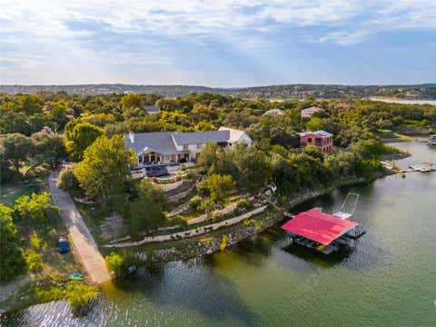 Photo of 805 Brooks Hollow RD, Lakeway, TX 78734 (MLS # 6963921)