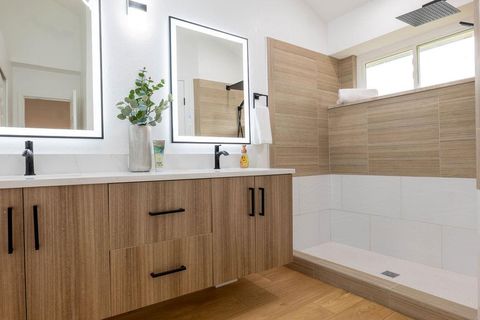 Photo of 1402 Monica ST, Austin, TX 78758 (MLS # 7623610)