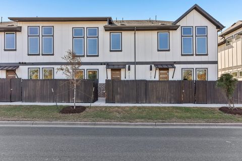 Photo of 200 W 56th ST #2102, Austin, TX 78751 (MLS # 2083096)