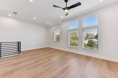 Tiny photo for 200 W 56th ST #2102, Austin, TX 78751 (MLS # 2083096)