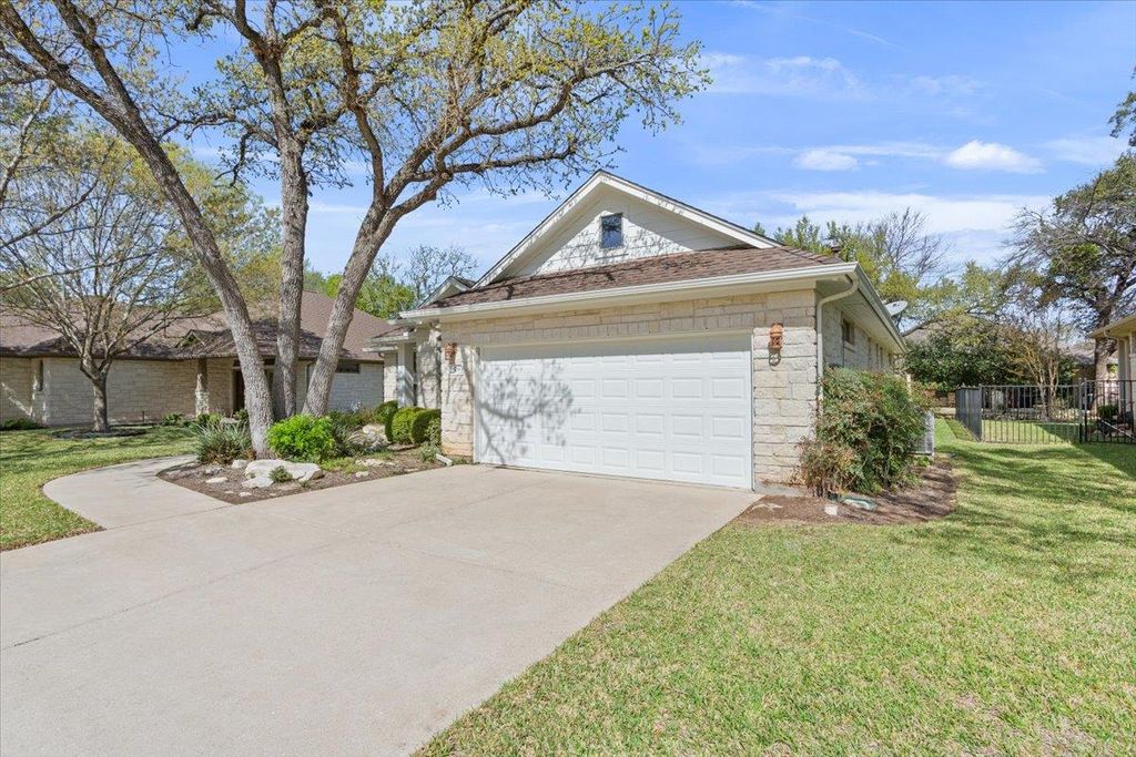 Photo of 909 Big Thicket ST, Georgetown, TX 78633 (MLS # 9489010)