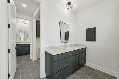 Tiny photo for 2811 Zach Scott ST, Austin, TX 78723 (MLS # 8286104)