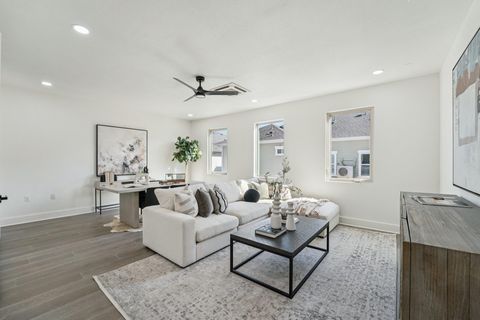 Tiny photo for 2811 Zach Scott ST, Austin, TX 78723 (MLS # 8286104)