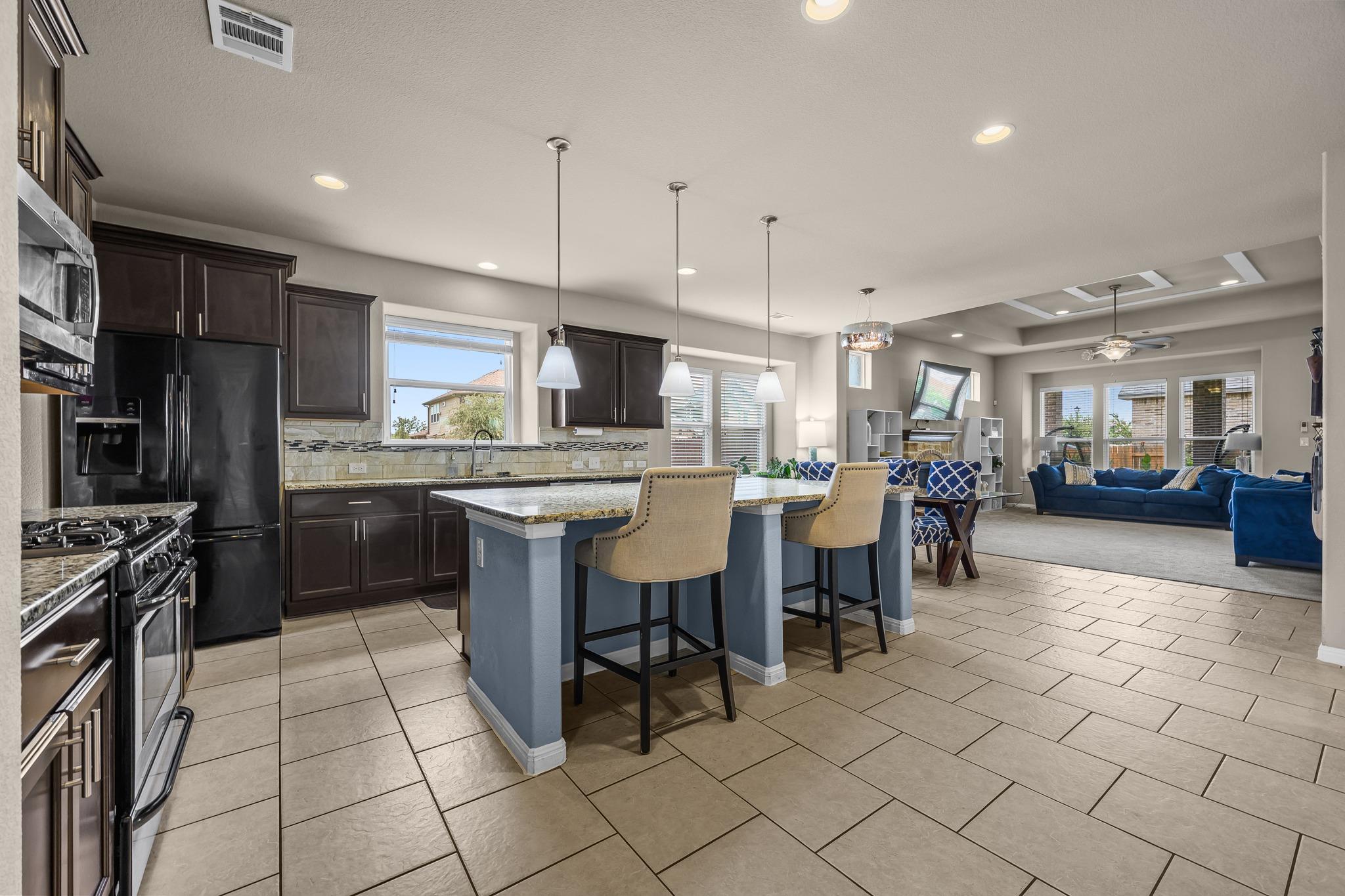 4100 Godwit DR
