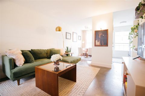 300 Crockett ST 209 Austin TX 78704