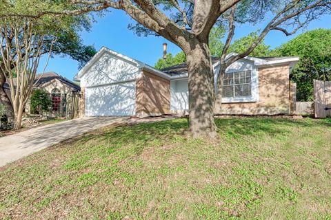 5006 Acorn Grove CT Austin TX 78744