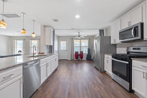 Tiny photo for 3508 Breckenridge DR, Austin, TX 78744 (MLS # 6113620)