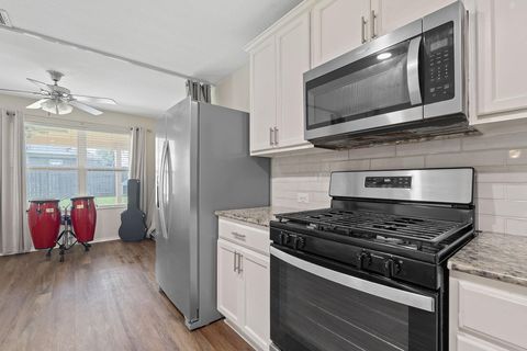 Tiny photo for 3508 Breckenridge DR, Austin, TX 78744 (MLS # 6113620)
