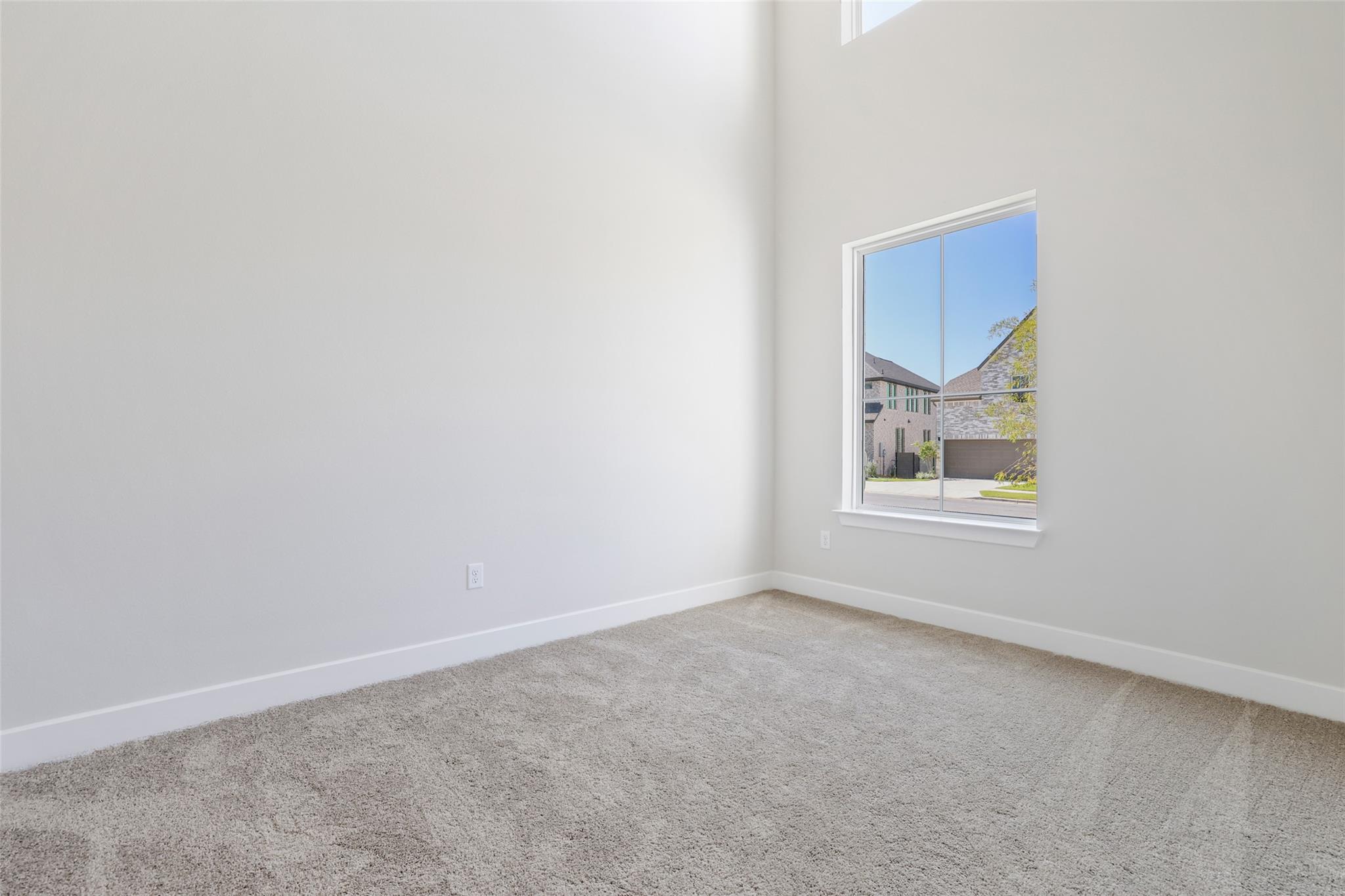 905 Violet Sunset DR