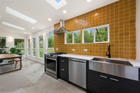 Tiny photo for 7705 Mowinkle CV, Austin, TX 78736 (MLS # 5907571)