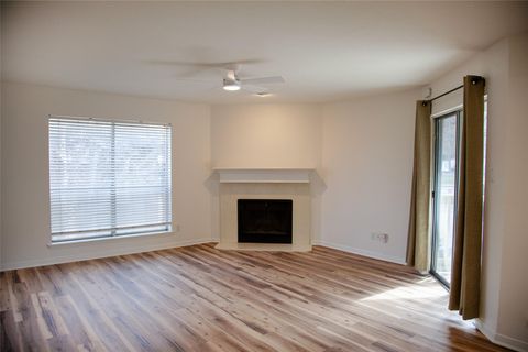 2450 Wickersham LN 904 Austin TX 78741