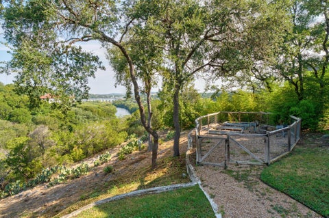 Tiny photo for 102 Canyon CIR W, Austin, TX 78746 (MLS # 8260003)