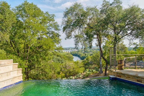 Tiny photo for 102 Canyon CIR W, Austin, TX 78746 (MLS # 8260003)