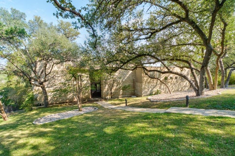 Tiny photo for 102 Canyon CIR W, Austin, TX 78746 (MLS # 8260003)
