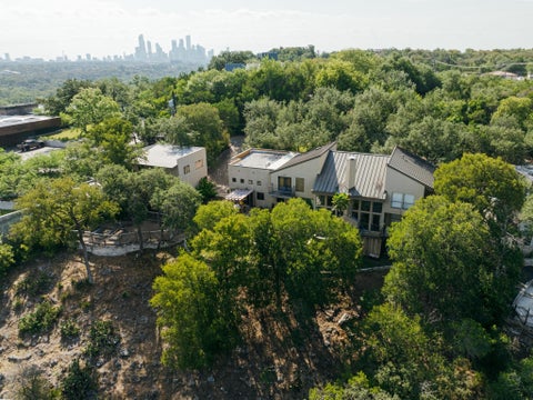 Tiny photo for 102 Canyon CIR W, Austin, TX 78746 (MLS # 8260003)