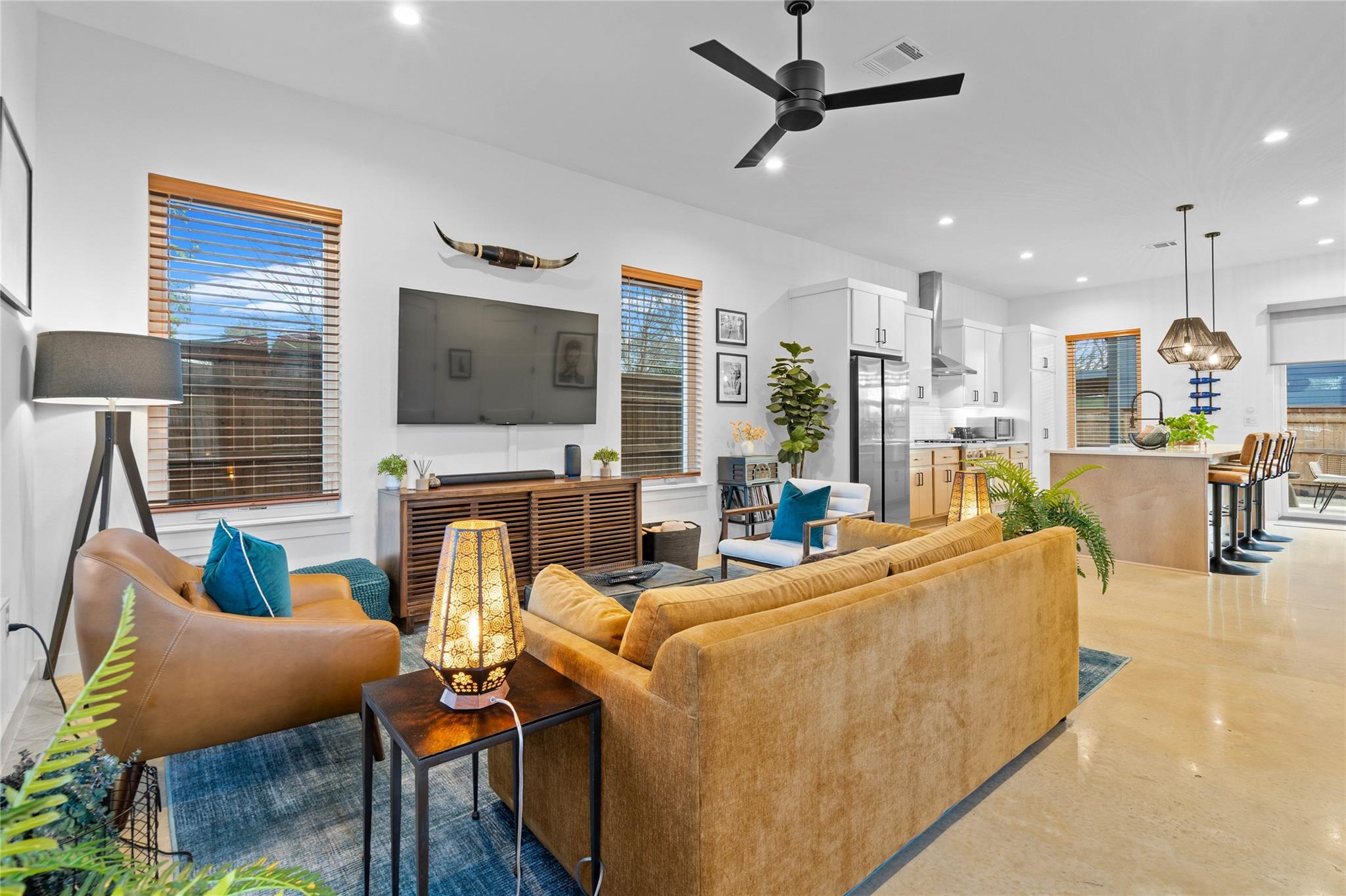 205 W Croslin ST 1 & 2