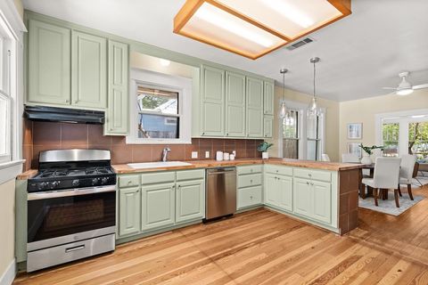 Tiny photo for 3402 Cedar ST, Austin, TX 78705 (MLS # 3947836)