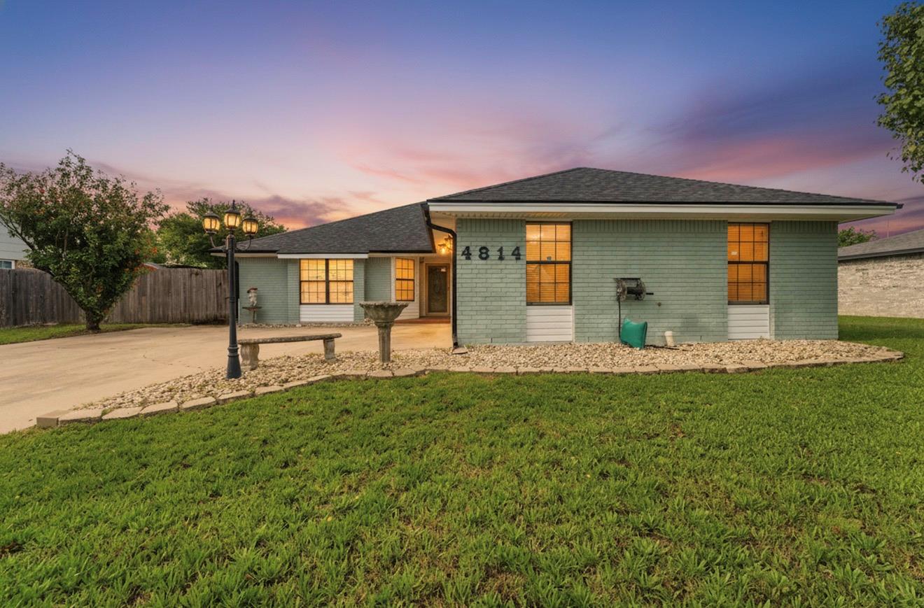 4814 Creekside DR