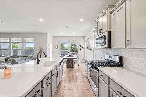 Tiny photo for 8211 McKamy DR, Austin, TX 78744 (MLS # 6708962)