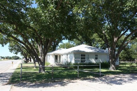 A home in San Saba