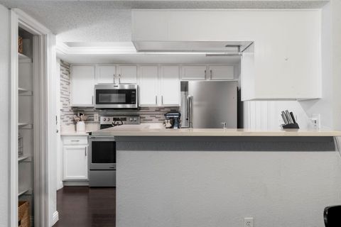 Tiny photo for 7635 Guadalupe ST #202, Austin, TX 78752 (MLS # 1101400)