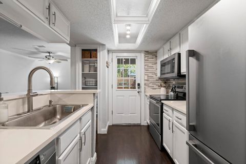 Tiny photo for 7635 Guadalupe ST #202, Austin, TX 78752 (MLS # 1101400)