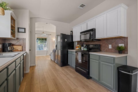 Tiny photo for 5405 Park At Woodlands DR, Austin, TX 78724 (MLS # 2502210)
