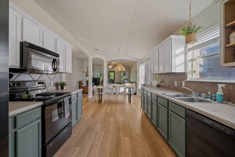 Tiny photo for 5405 Park At Woodlands DR, Austin, TX 78724 (MLS # 2502210)