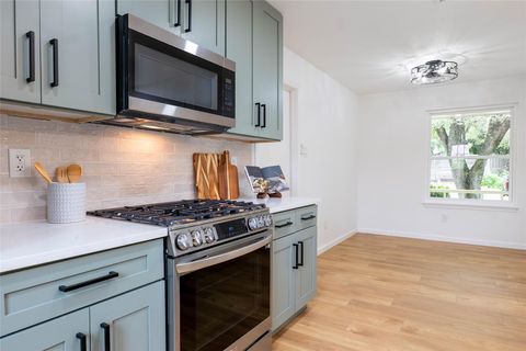 Tiny photo for 1402 Monica ST, Austin, TX 78758 (MLS # 1279087)