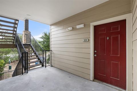 Tiny photo for 2320 Gracy Farms LN #323, Austin, TX 78758 (MLS # 7799022)