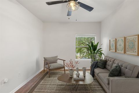 Tiny photo for 2320 Gracy Farms LN #323, Austin, TX 78758 (MLS # 7799022)