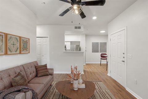 Tiny photo for 2320 Gracy Farms LN #323, Austin, TX 78758 (MLS # 7799022)