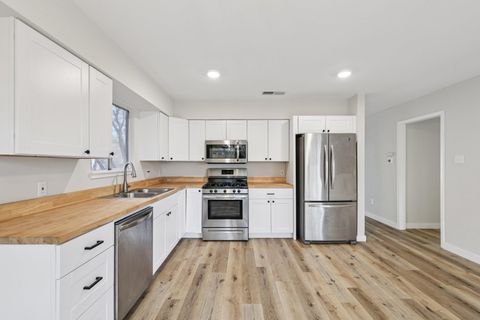Tiny photo for 5903 N Wagon BND, Austin, TX 78744 (MLS # 4898548)