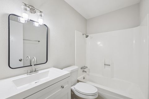 Tiny photo for 5903 N Wagon BND, Austin, TX 78744 (MLS # 4898548)