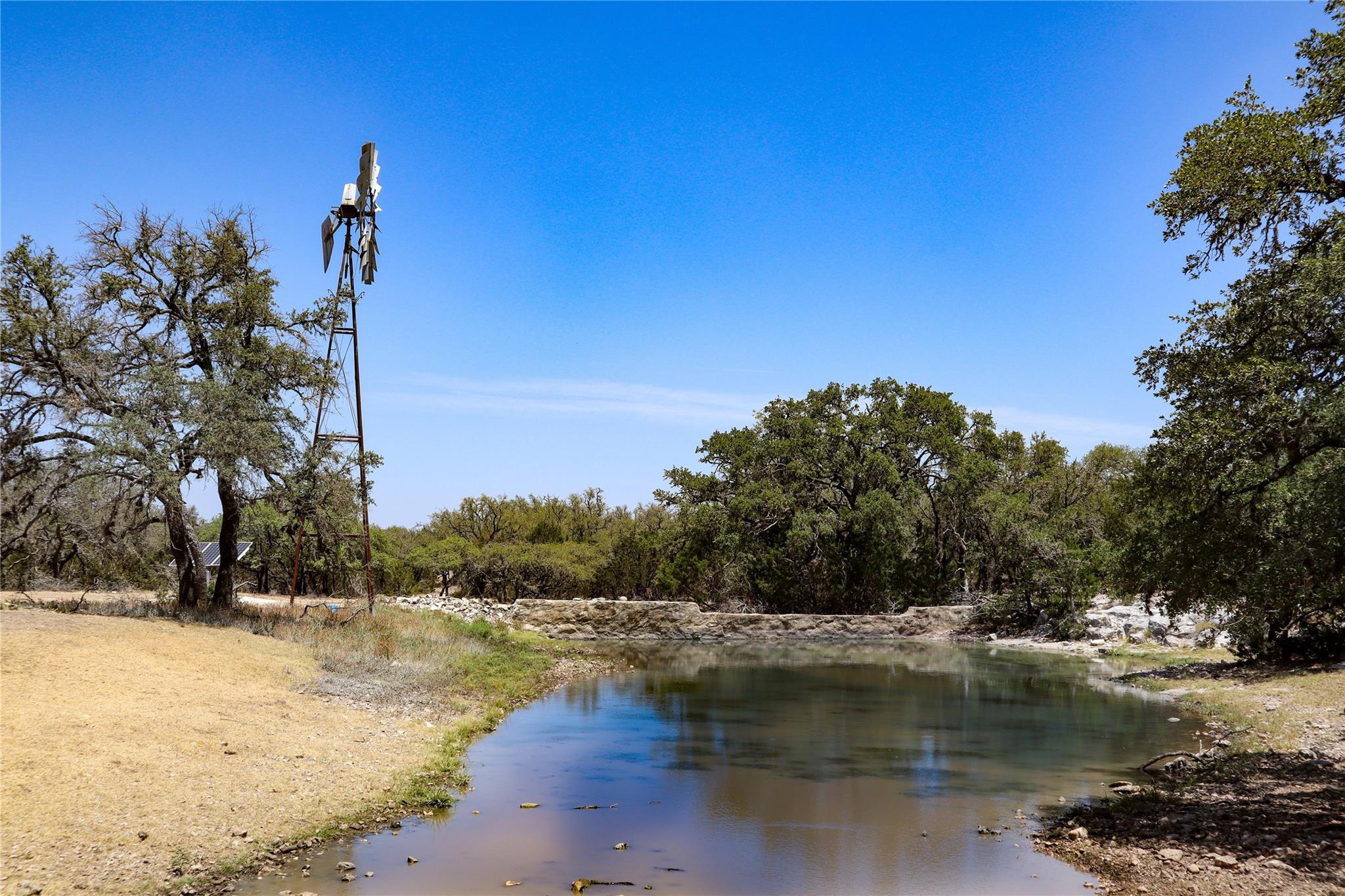 674acres US-83 Highway
