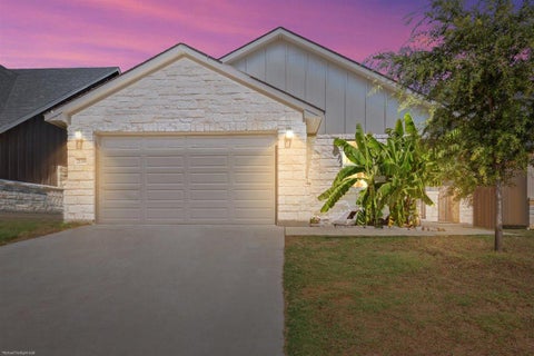 Photo of 2139 Blackhawk LOOP, Belton, TX 76513 (MLS # 2567134)