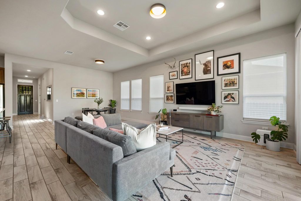 Photo of 12513 Javea DR, Austin, TX 78739 (MLS # 3691597)
