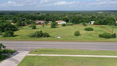 1401 Main ST Liberty Hill TX 78642
