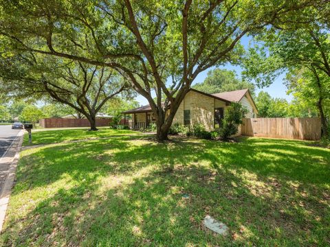 3606 Spotted Horse TRL Austin TX 78739