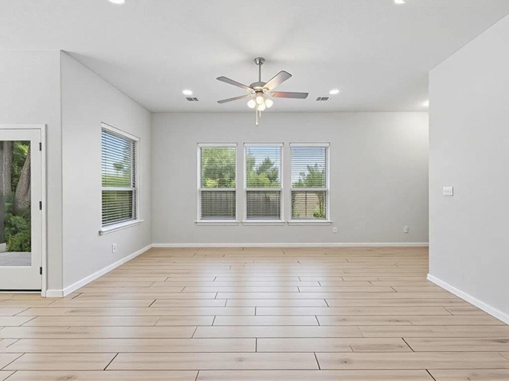 928 Centerra Hills CIR