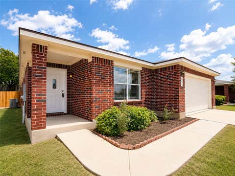 Photo of 906 W South ST, Leander, TX 78641 (MLS # 2533650)