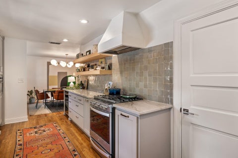 Tiny photo for 2304 Greenlee DR, Austin, TX 78703 (MLS # 9906387)