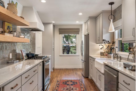 Tiny photo for 2304 Greenlee DR, Austin, TX 78703 (MLS # 9906387)